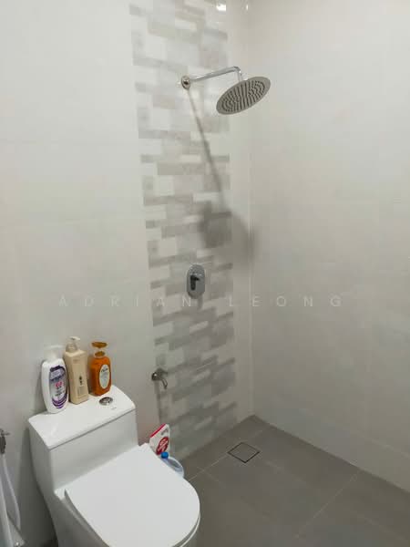 2-storey Terraced House for Sale in Jalan Klang Lama (Old Klang Road) (Kuala Lumpur) - Adrian Leong - Bathroom - PropertyGuru.com.my