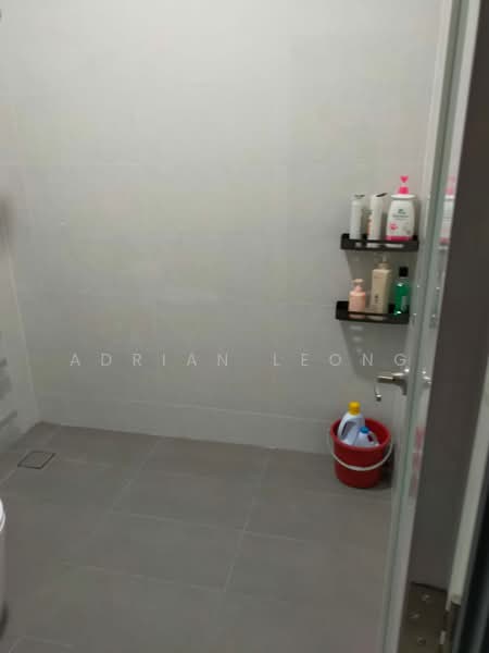 2-storey Terraced House for Sale in Jalan Klang Lama (Old Klang Road) (Kuala Lumpur) - Adrian Leong - Bathroom - PropertyGuru.com.my