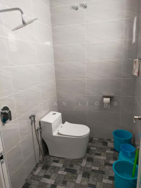 2-storey Terraced House for Sale in Jalan Klang Lama (Old Klang Road) (Kuala Lumpur) - Adrian Leong - Bathroom - PropertyGuru.com.my