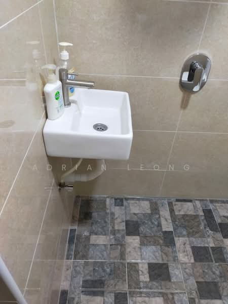 2-storey Terraced House for Sale in Jalan Klang Lama (Old Klang Road) (Kuala Lumpur) - Adrian Leong - Bathroom - PropertyGuru.com.my