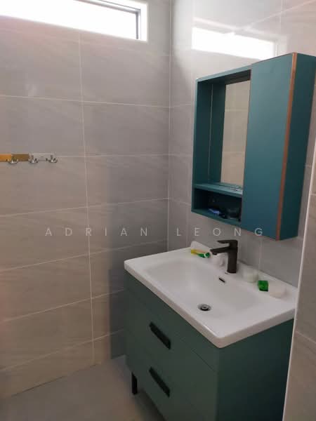 2-storey Terraced House for Sale in Jalan Klang Lama (Old Klang Road) (Kuala Lumpur) - Adrian Leong - Bathroom - PropertyGuru.com.my