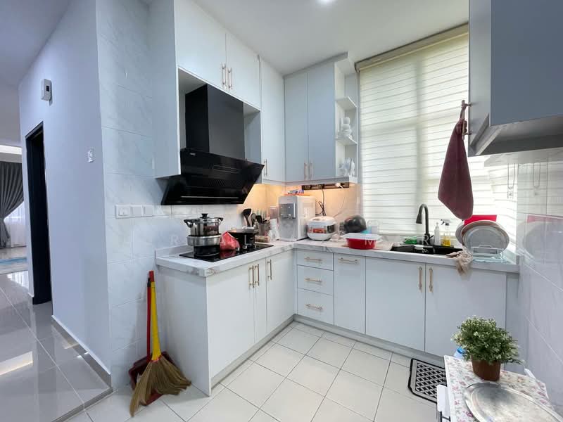 Rumah Teres 2 Tingkat untuk Dijual di Klang (Selangor) - Nur Alia Omar - Kitchen - PropertyGuru.com.my