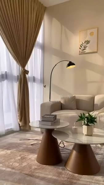 Servis Apartment untuk Disewa di Majestic Residence - Jenson Low - Living Room - PropertyGuru.com.my