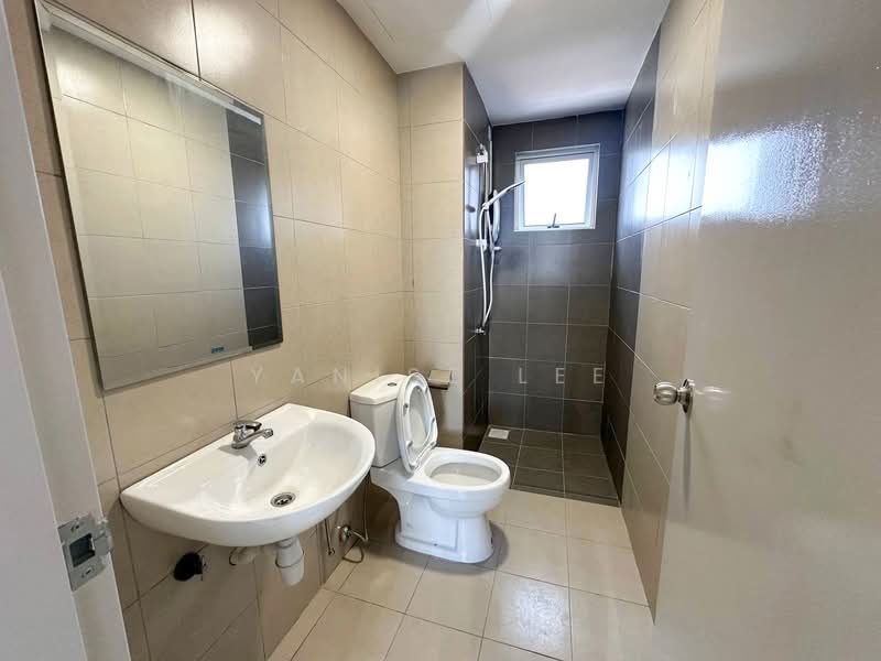 Pangsapuri untuk Disewa di Residensi Riamas - Yanise Lee - Master room - PropertyGuru.com.my