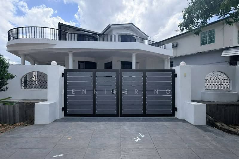Rumah Teres 2 Tingkat untuk Dijual di Taman Johor Jaya (Johor Bahru) - Jennifer Ng - Exterior - PropertyGuru.com.my