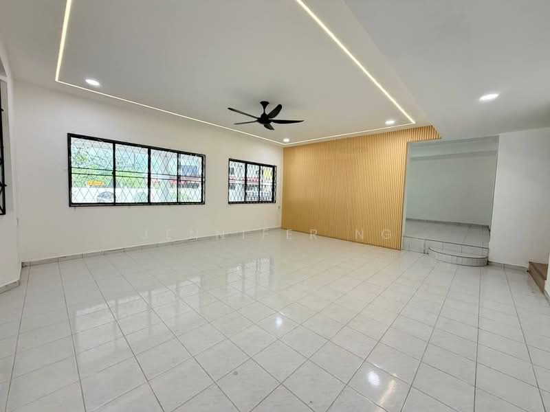 Rumah Teres 2 Tingkat untuk Dijual di Taman Johor Jaya (Johor Bahru) - Jennifer Ng - Living Room - PropertyGuru.com.my