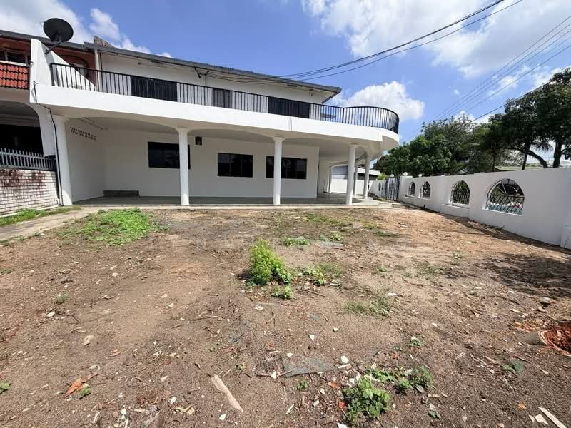 Rumah Teres 2 Tingkat untuk Dijual di Taman Johor Jaya (Johor Bahru) - Jennifer Ng - Exterior - PropertyGuru.com.my