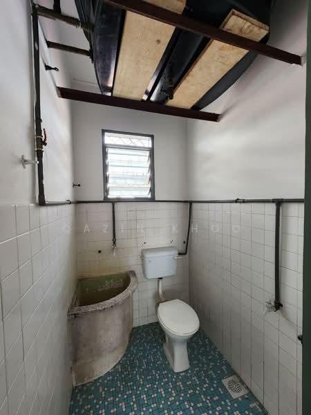 2-storey Terraced House for Sale in Bercham (Ipoh) - Qazin Khoo - Bathroom - PropertyGuru.com.my