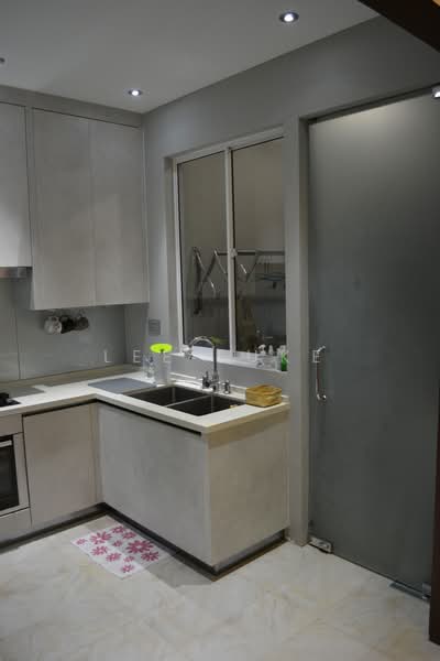Kondominium untuk Dijual di Seri Maya Condominium - Lee Luke - Kitchen - PropertyGuru.com.my