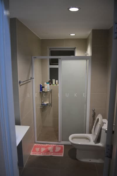 Kondominium untuk Dijual di Seri Maya Condominium - Lee Luke - Bathroom - PropertyGuru.com.my