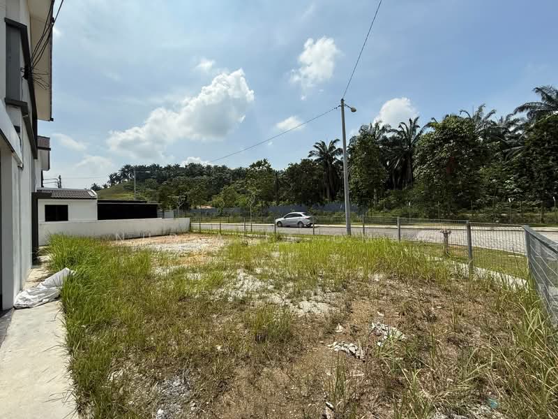 Terraced House for Sale in Kuala Selangor (Selangor) - Nur Alia Omar - Exterior - PropertyGuru.com.my
