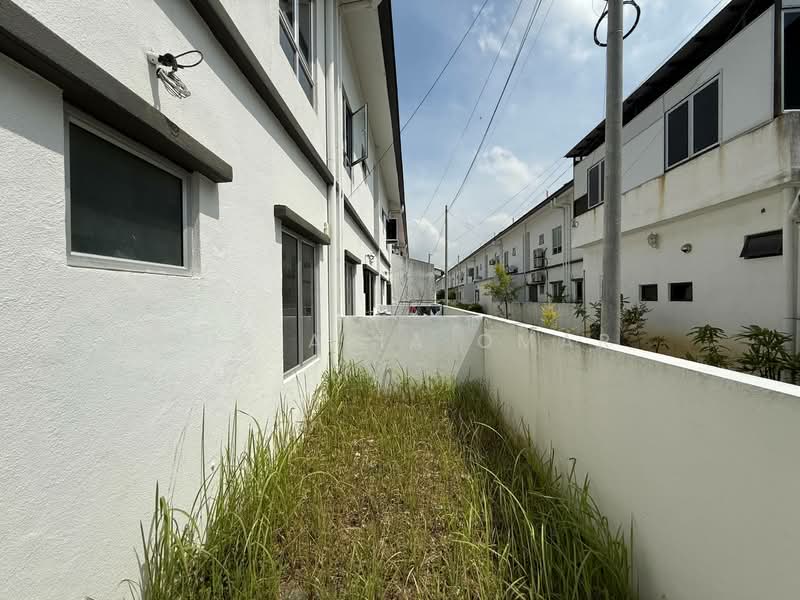 Terraced House for Sale in Kuala Selangor (Selangor) - Nur Alia Omar - Exterior - PropertyGuru.com.my