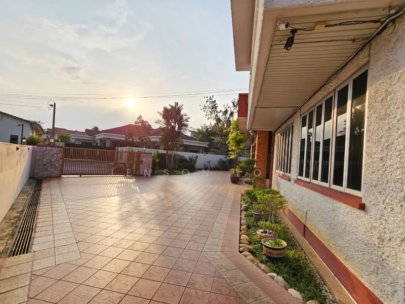 Bungalow for Sale in Ipoh (Perak) - Jenson Low - Exterior - PropertyGuru.com.my