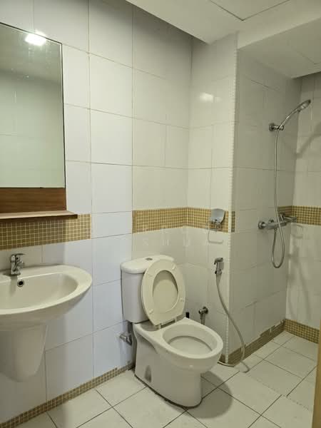 Service Residence for Rent at i-Zen @ Kiara 1 - Jarrod Joshua - Bathroom - PropertyGuru.com.my
