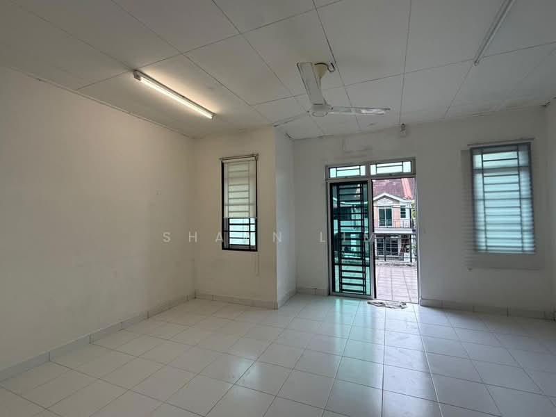 2-storey Terraced House for Sale in Bandar Jaya Putra (Johor Bahru) - Shawn Lim - PropertyGuru.com.my