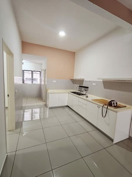 Rumah Teres untuk Dijual di Setia Utama (Setia Alam) - J J - PropertyGuru.com.my