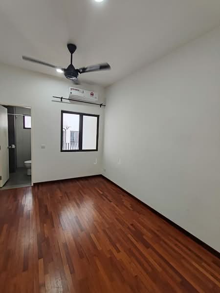Rumah Teres untuk Dijual di Setia Utama (Setia Alam) - J J - Interior - PropertyGuru.com.my
