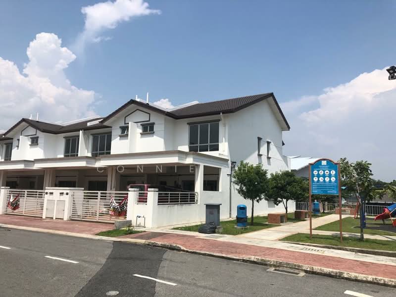 2-storey Terraced House for Sale in Sungai Buloh (Selangor) - Connie Chew - Exterior - PropertyGuru.com.my
