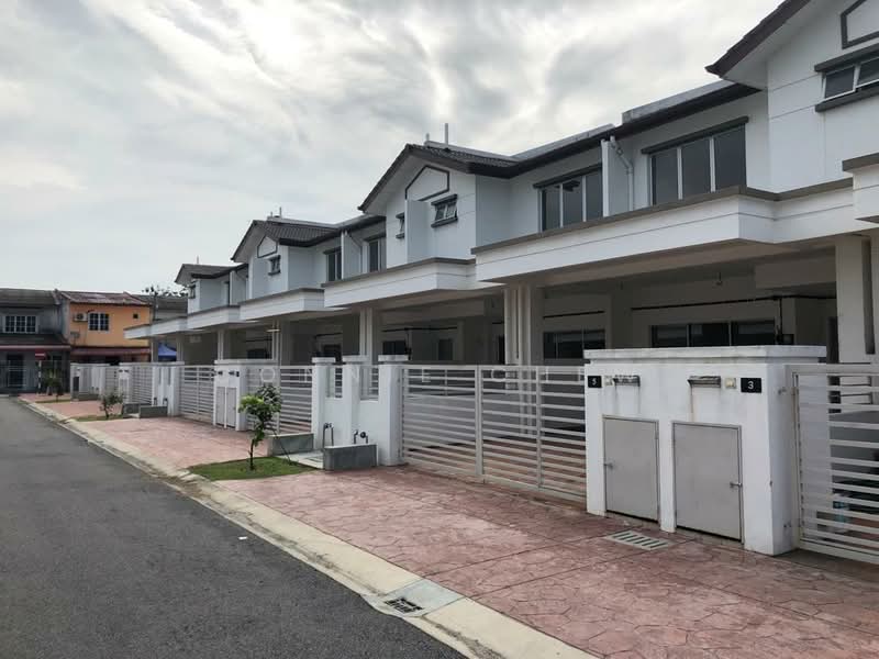 2-storey Terraced House for Sale in Sungai Buloh (Selangor) - Connie Chew - Exterior - PropertyGuru.com.my