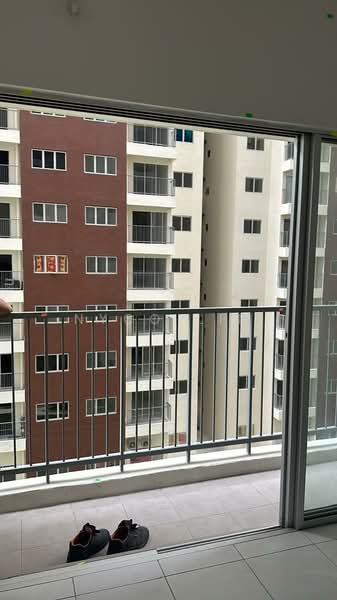 Kondominium untuk Disewa di Residensi Sateria - Nyco Lim - Balcony - PropertyGuru.com.my