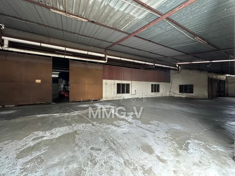 Warehouse for Rent in Bukit Kemuning (Shah Alam) - Ivy Por - Interior - PropertyGuru.com.my
