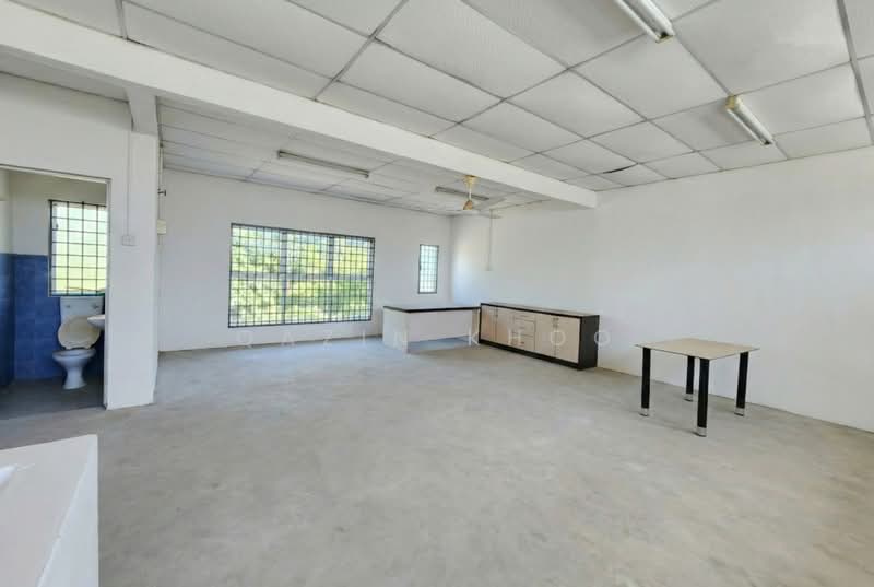 Shop for Rent in Chemor (Perak) - Qazin Khoo - Interior - PropertyGuru.com.my