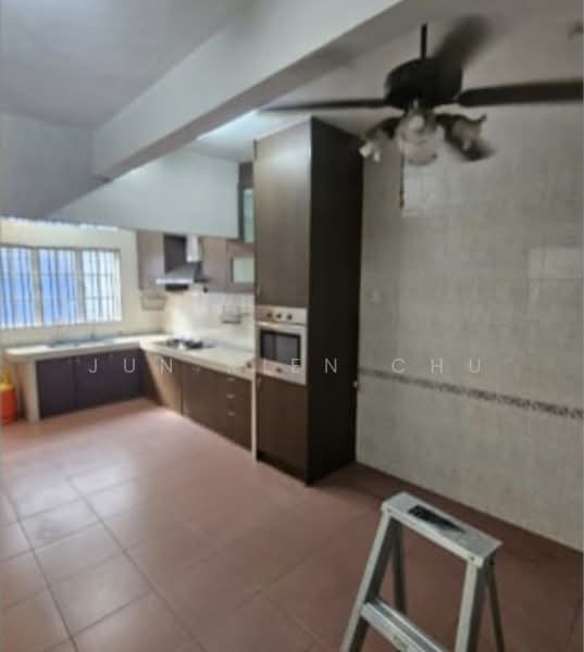 Rumah Teres 2 Tingkat untuk Dijual di Pandan Indah (Ampang) - Jun Kien Chu - Kitchen - PropertyGuru.com.my