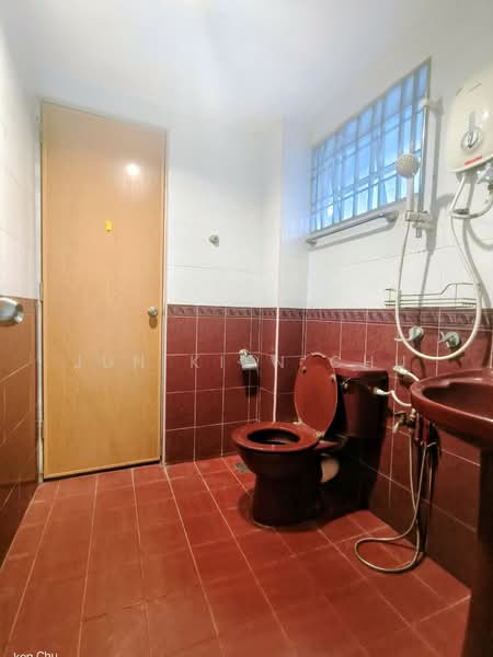 Rumah Teres 2 Tingkat untuk Dijual di Pandan Indah (Ampang) - Jun Kien Chu - Bathroom - PropertyGuru.com.my
