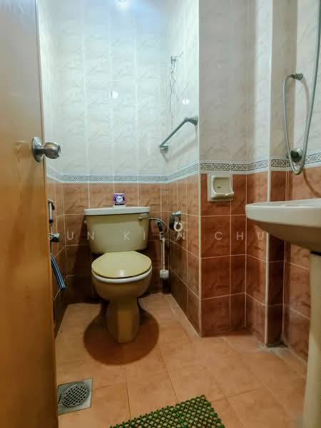 Rumah Teres 2 Tingkat untuk Dijual di Pandan Indah (Ampang) - Jun Kien Chu - Bathroom - PropertyGuru.com.my