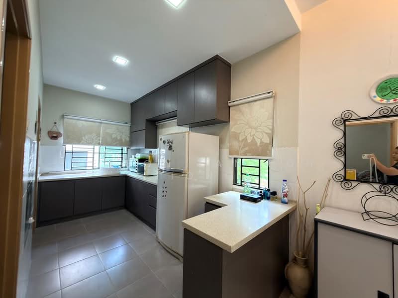 2-storey Terraced House for Sale in Taman Seri Austin (Tebrau) - Nelson Tan Poh Kiong - Kitchen - PropertyGuru.com.my