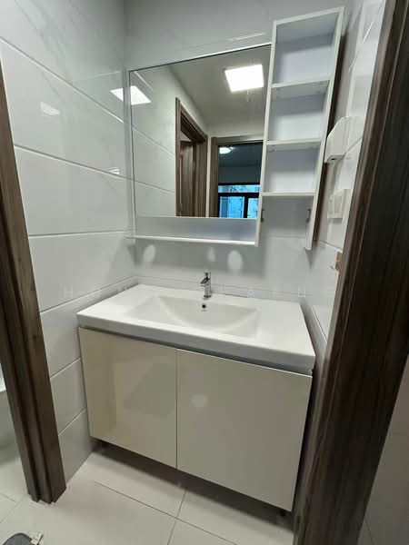 Pangsapuri untuk Disewa di Regalia Park @ Forest City - Hong Charng Lee - Bathroom - PropertyGuru.com.my