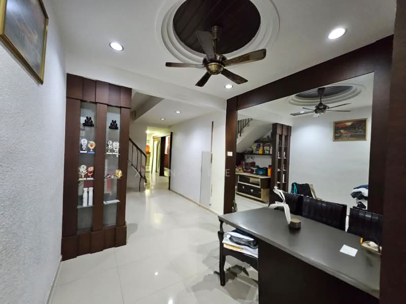 1.5-storey Terraced House for Sale in Taman Iping (Batu Maung) - Xinnee . - Interior - PropertyGuru.com.my