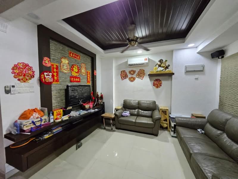 1.5-storey Terraced House for Sale in Taman Iping (Batu Maung) - Xinnee . - Living Room - PropertyGuru.com.my
