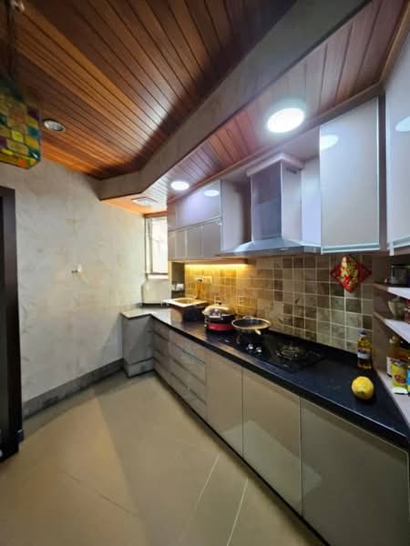 1.5-storey Terraced House for Sale in Taman Iping (Batu Maung) - Xinnee . - Kitchen - PropertyGuru.com.my