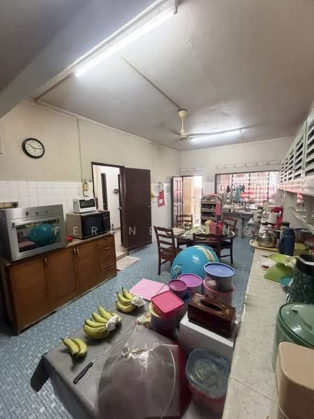 Semi-Detached House for Sale in Taman Serene (Johor Bahru) - Ferene Fong - Kitchen - PropertyGuru.com.my
