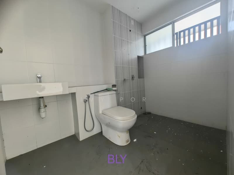 2-storey Terraced House for Sale in Kota Bayuemas (Klang) - Ivy Por - Bathroom - PropertyGuru.com.my