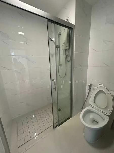 Condominium for Rent at Ataraxia Park @ Forest City - Hong Charng Lee - Bathroom - PropertyGuru.com.my