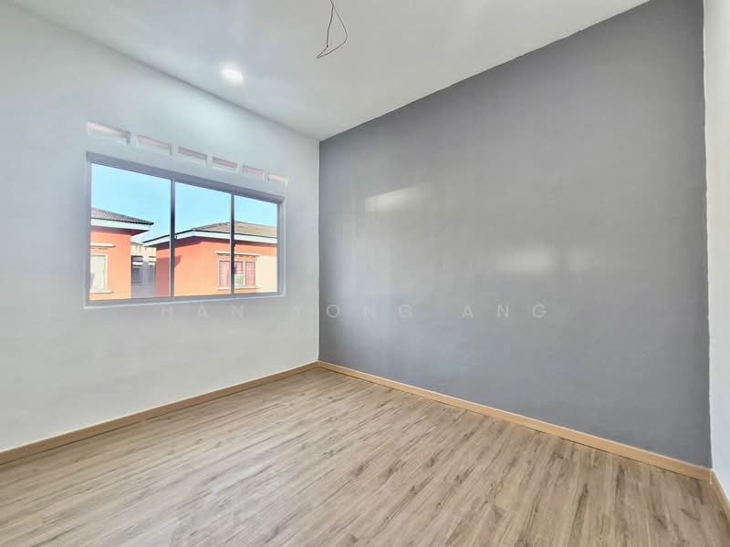Rumah Flat untuk Dijual di Taman Pulai Utama - Han Yong Ang - Interior - PropertyGuru.com.my