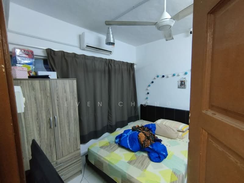 Rumah Flat untuk Dijual di Flat Pandan Jaya - Even Chong - Bedroom - PropertyGuru.com.my