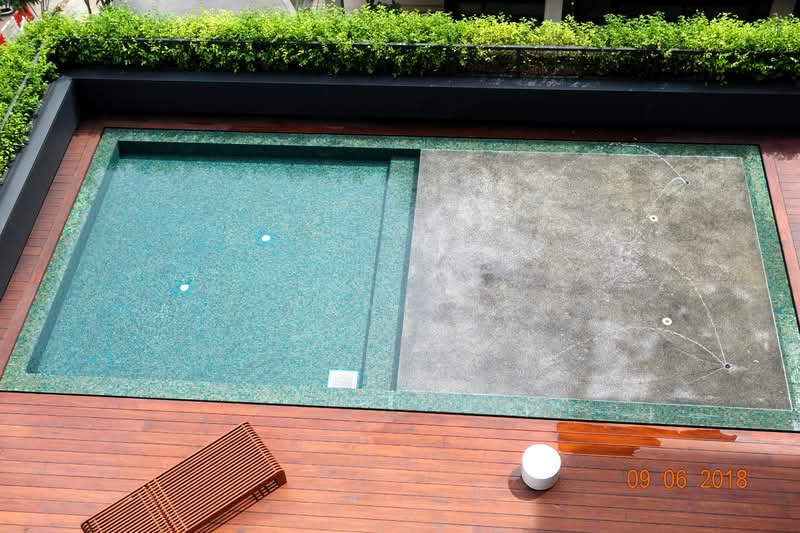 Service Residence for Rent at Arcoris SOHO - Yan KW - Pool - PropertyGuru.com.my