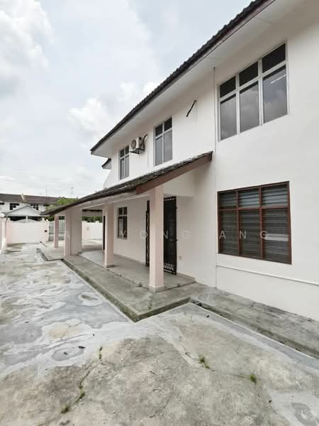 Semi-Detached House for Sale in Taman Bukit Kempas (Tampoi) - Han Yong Ang - Exterior - PropertyGuru.com.my