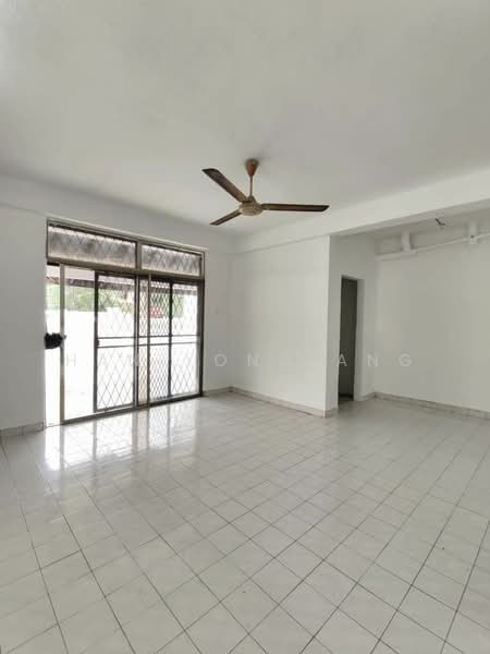 Semi-Detached House for Sale in Taman Bukit Kempas (Tampoi) - Han Yong Ang - PropertyGuru.com.my