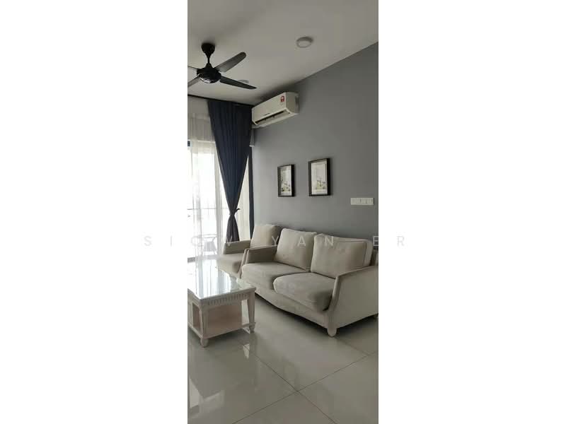 Condominium for Sale at Bay Laurel @ Country Garden Danga Bay - Siow Yan Er - Living Room - PropertyGuru.com.my