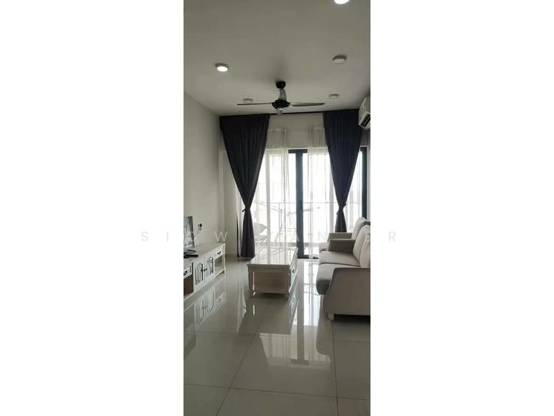 Condominium for Sale at Bay Laurel @ Country Garden Danga Bay - Siow Yan Er - Living Room - PropertyGuru.com.my