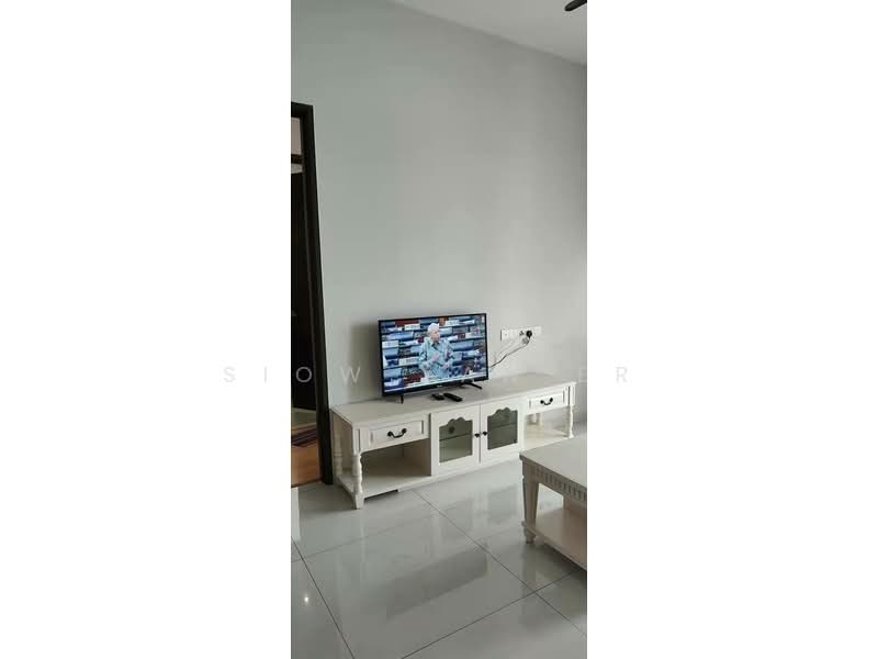 Condominium for Sale at Bay Laurel @ Country Garden Danga Bay - Siow Yan Er - Living Room - PropertyGuru.com.my