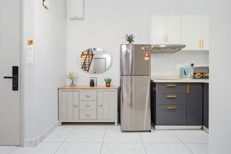 Condominium for Sale at LakeView Residency - Lucus Goh - Kitchen - PropertyGuru.com.my