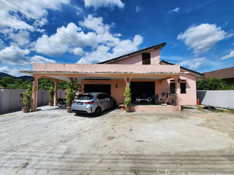 Bungalow for Rent in Jelapang (Ipoh) - Qazin Khoo - Exterior - PropertyGuru.com.my