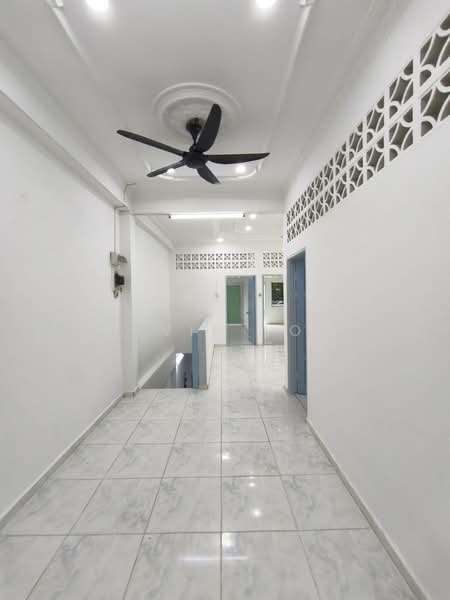2-storey Terraced House for Sale in Seremban (Negeri Sembilan) - Alvin Loh - Corridor - PropertyGuru.com.my