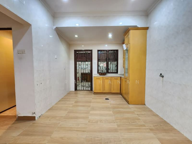 Rumah Teres 2.5 Tingkat untuk Dijual di Putrajaya (Putrajaya) - Farah Hanan - Kitchen - PropertyGuru.com.my