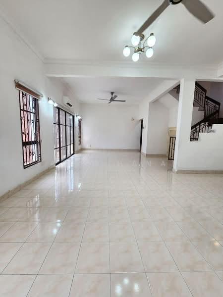 Rumah Teres 2.5 Tingkat untuk Dijual di Putrajaya (Putrajaya) - Farah Hanan - Living Room - PropertyGuru.com.my